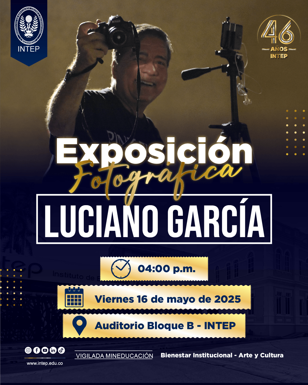 Exposición Fotográfica: Luciano García Marmolejo.